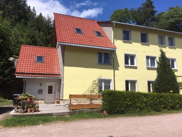 Gräfenroda Ferienwohnung Wolf מראה חיצוני תמונה